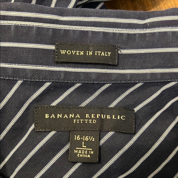 2 Banana Republic Blue and White Casual Button Down Shirt and Navy Shirt - Picture 3 of 15